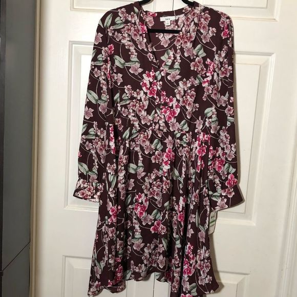 Bar III Large Floral Dress - Picture 5 of 5